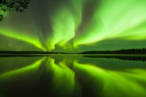 northern-lights-aurora-borealis-rovaniemi-lapland-finland-6-300x200